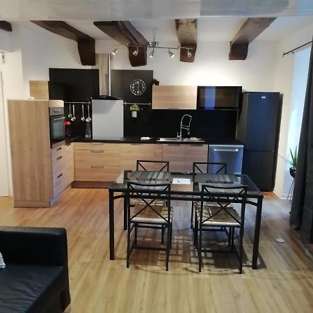 Charmant Appartement Plein Centre Auray Buitenkant foto