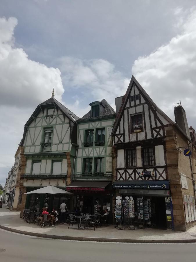 Charmant Appartement Plein Centre Auray Buitenkant foto